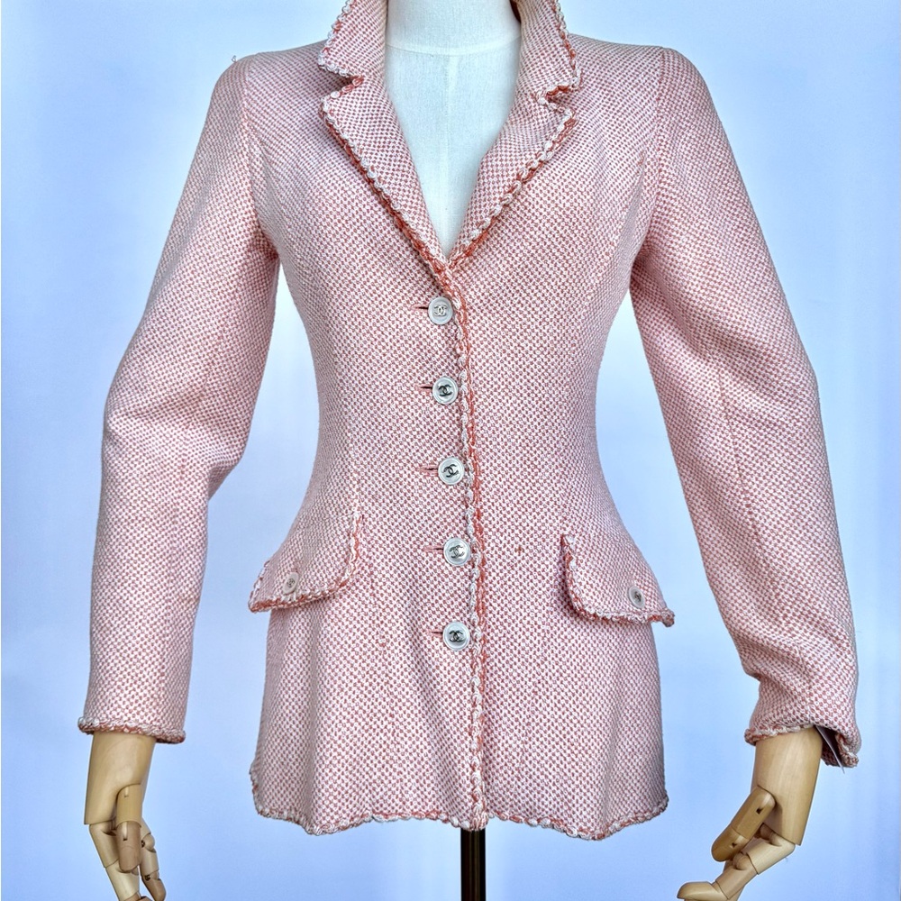 Chanel vintage 1997  sherbet/white Textured Jacket 34 open to offers